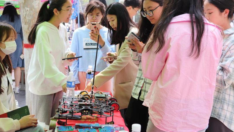 智能客服知识库系统：揭秘其价格背后的价值与考量